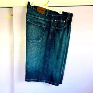 Men’s Volution in Design Denim Shorts Sz 42